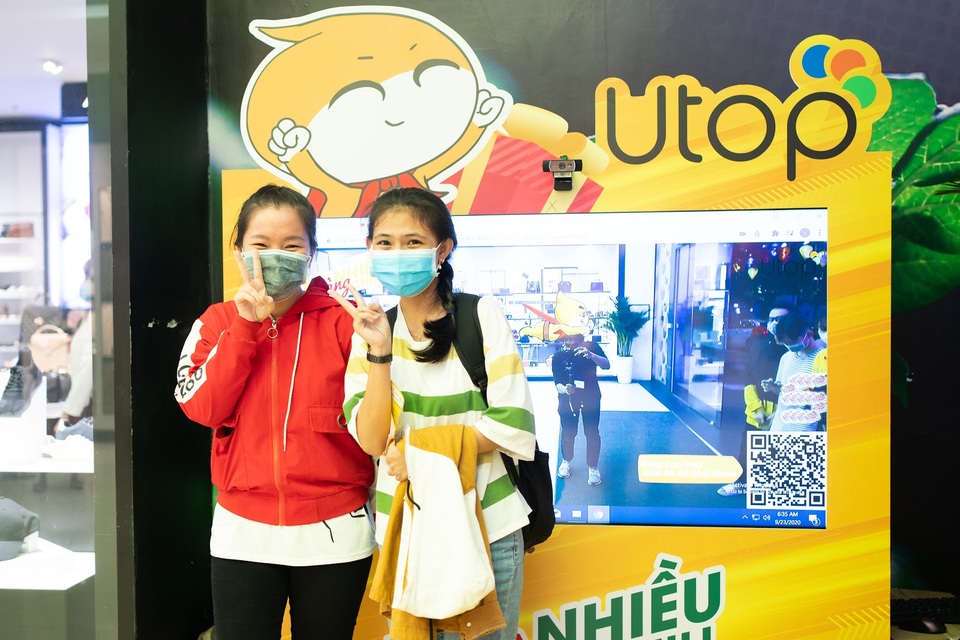 Vạn Hạnh Mall và Utop cung cấp giải pháp kết nối khách hàng - 4 Vạn Hạnh Mall và Utop cung cấp giải pháp kết nối khách hàng - 4