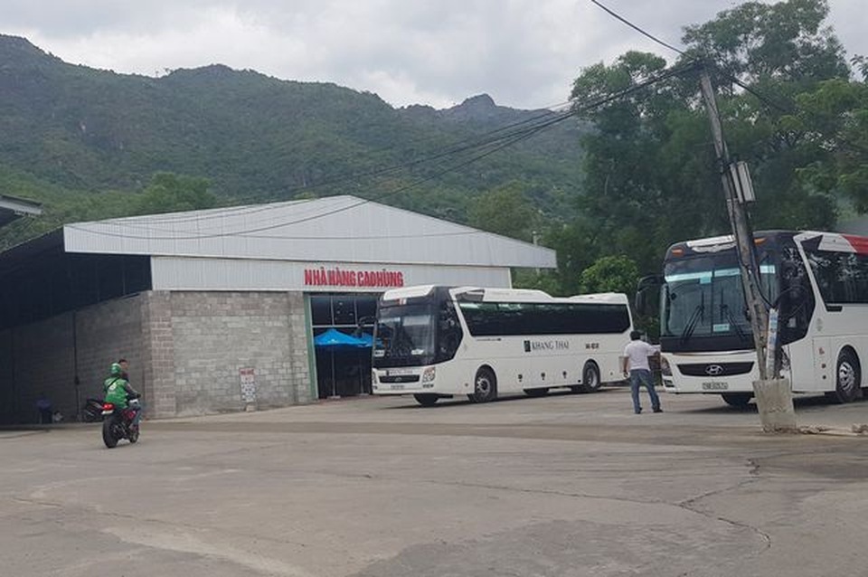 Đại biểu HĐND Khánh Hòa đề nghị xử lý showroom đón khách Trung Quốc xây trái phép - 1 Đại biểu HĐND Khánh Hòa đề nghị xử lý showroom đón khách Trung Quốc xây trái phép - 1