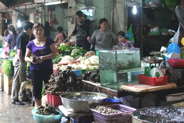 “Nếu không tích cực, Chính phủ đã “buông” cho tăng giá”