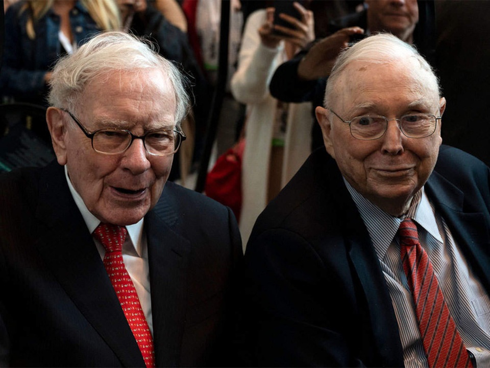 Điều hành đế chế đầu tư 40 năm, Warren Buffett nhận lương bao nhiêu? - 2 Điều hành đế chế đầu tư 40 năm, Warren Buffett nhận lương bao nhiêu? - 2