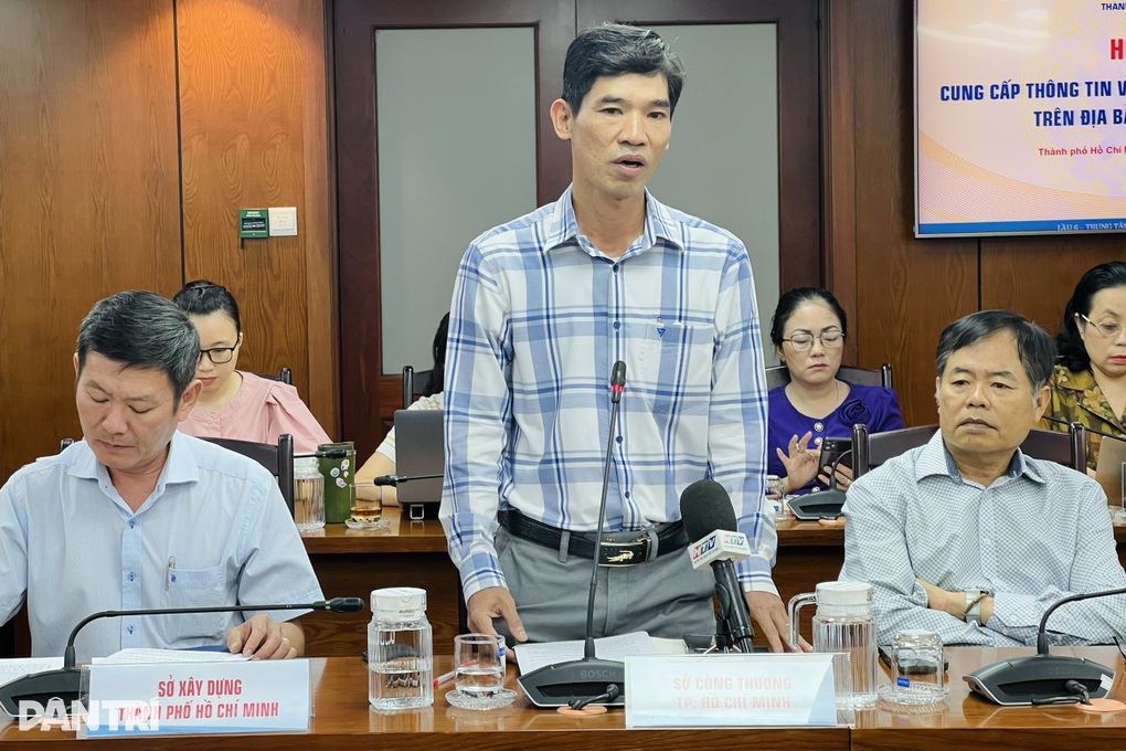 TPHCM có nguy cơ thiếu hụt rau, củ, quả do mưa lũ tại Lâm Đồng - 1