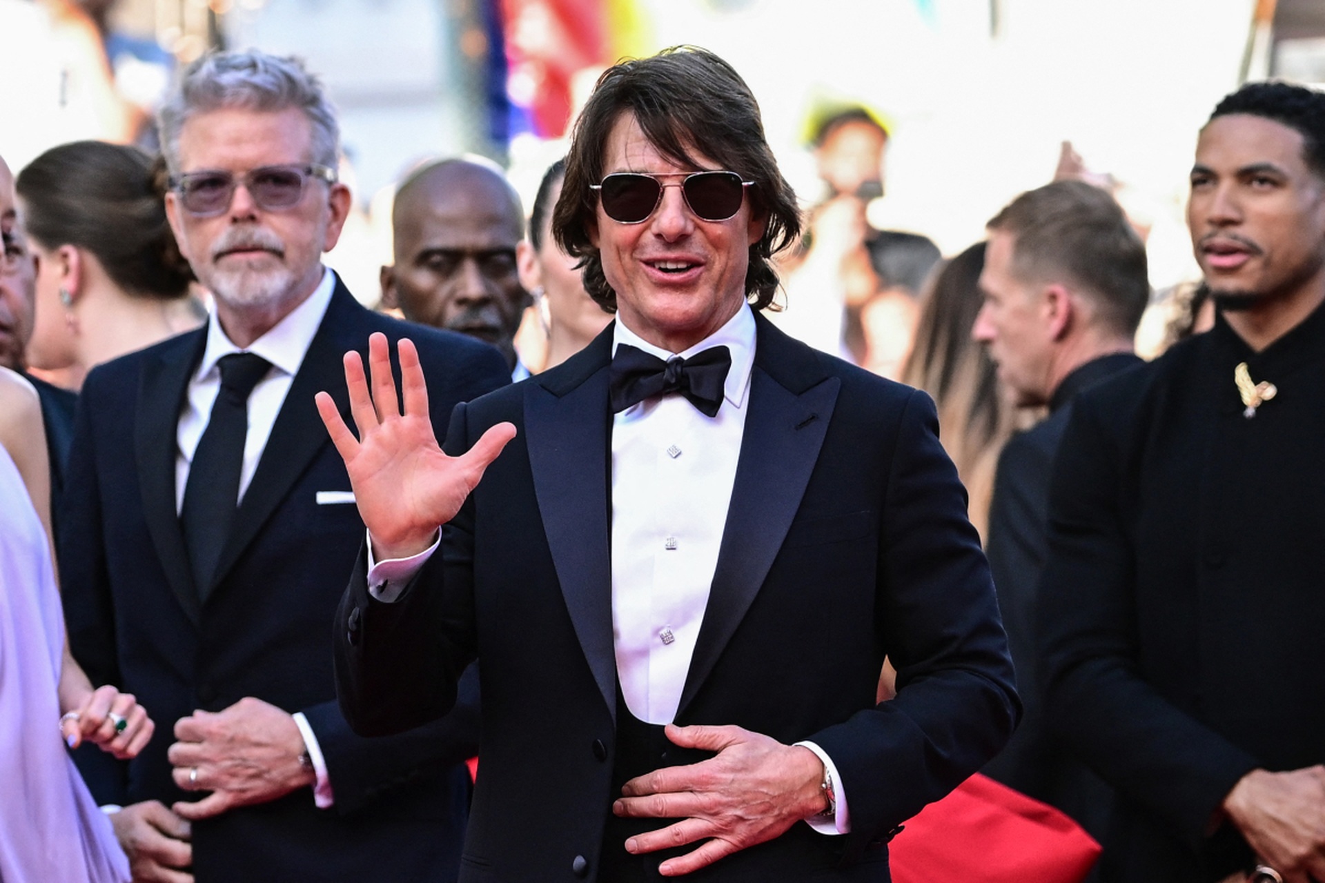 Thảm đỏ Cannes 2025: Tom Cruise phong độ và điển trai giữa dàn mỹ nhân - 2 Thảm đỏ Cannes 2025: Tom Cruise phong độ và điển trai giữa dàn mỹ nhân - 2