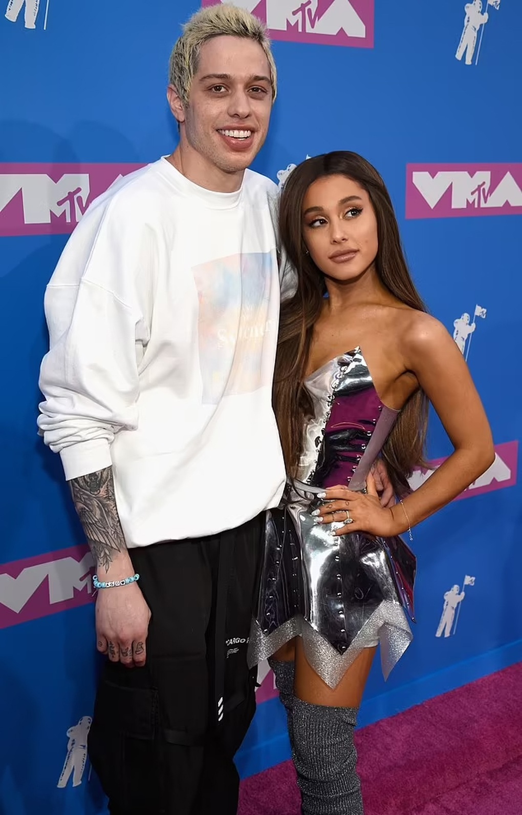 Kim Kardashian và loạt người tình bốc lửa của tay chơi Pete Davidson - 2 Kim Kardashian và loạt người tình bốc lửa của tay chơi Pete Davidson - 2