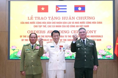 Lực lượng công an Việt Nam - Lào - Cuba phát huy quan hệ hữu nghị vĩ đại