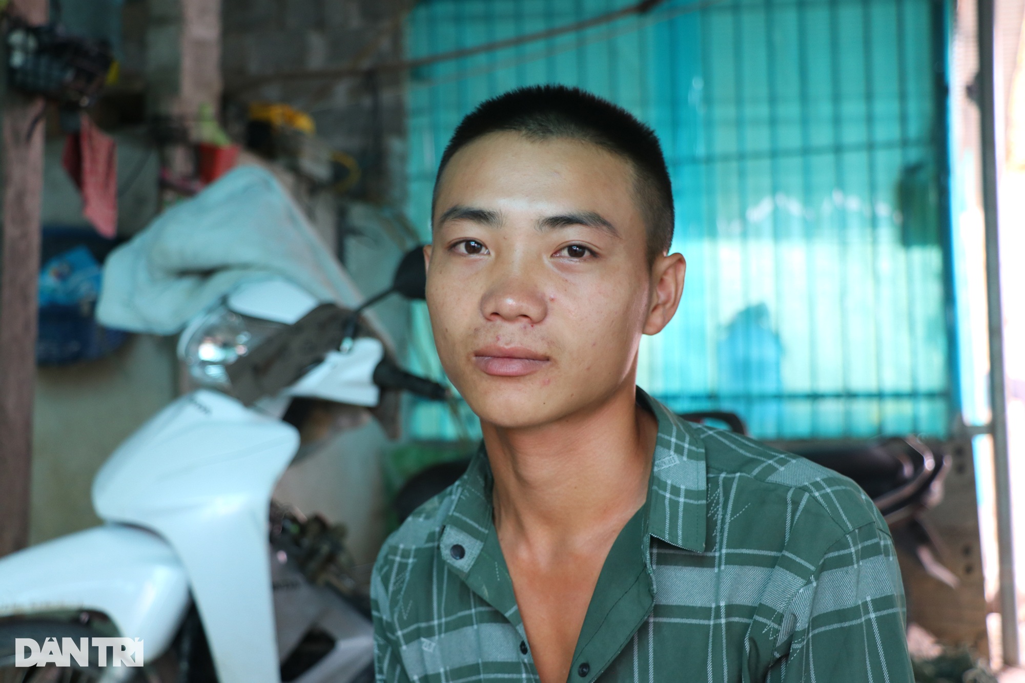 Đi làm xa thì nhớ con, về quê lại thất nghiệp! - 3 Đi làm xa thì nhớ con, về quê lại thất nghiệp! - 3