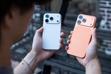 iPhone 17 Pro dễ trầy xước, Apple nói do đế sạc MagSafe