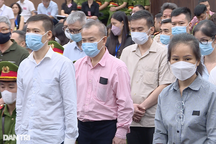 Những giọt nước mắt muộn màng trong phiên xử "chuyến bay giải cứu"