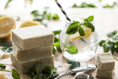 Xà bông thiên nhiên – xu hướng mới nâng tầm thảo mộc Việt Nam