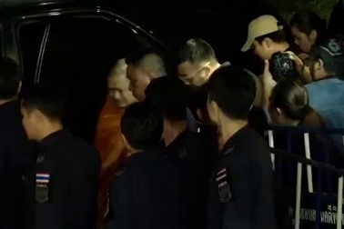 Thái Lan chấn động sau vụ bắt nhà sư ăn chơi khét tiếng bậc nhất