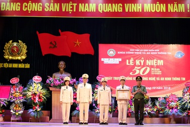 Khoa Công nghệ và An ninh thông tin nhận Bằng khen của Thủ tướng Chính phủ