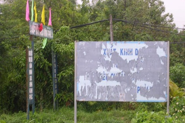 Chùm ảnh: Những “mặt hàng quá đát” ở Chợ Lách 