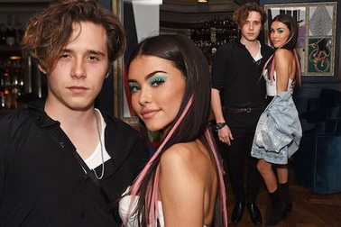 Cậu cả nhà Becks quấn quýt với dàn mỹ nhân khi đi sự kiện