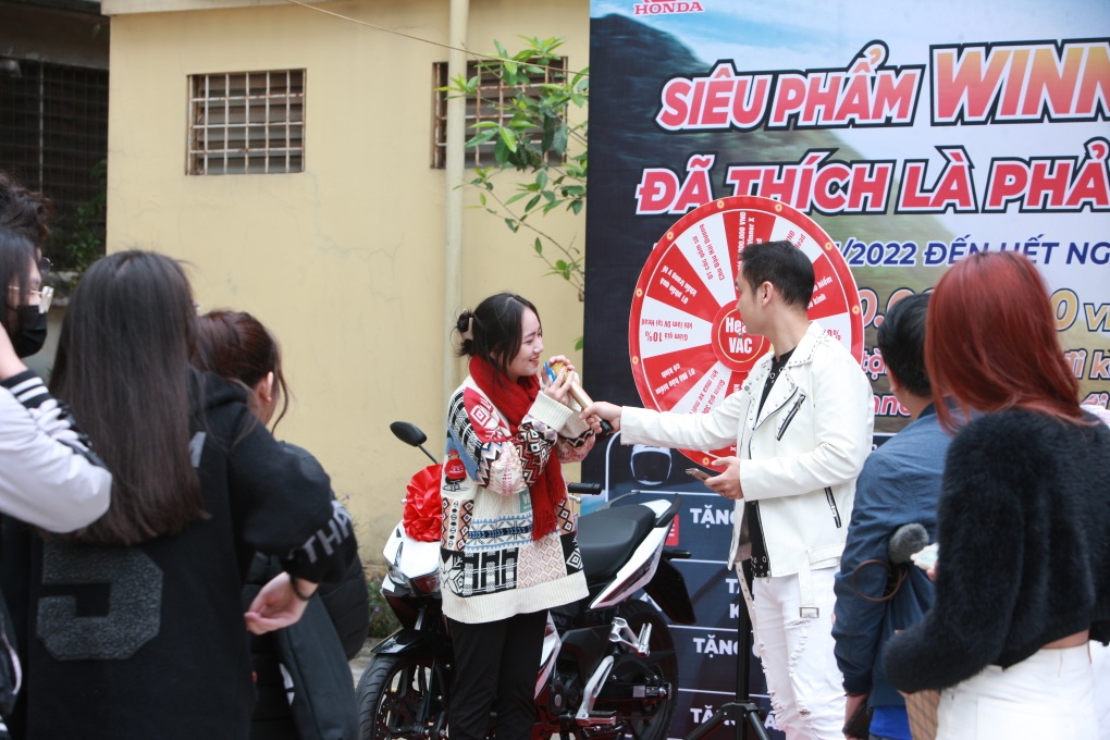 Ngày hội sinh viên rèn luyện kỹ năng lái xe an toàn - 3 Ngày hội sinh viên rèn luyện kỹ năng lái xe an toàn - 3
