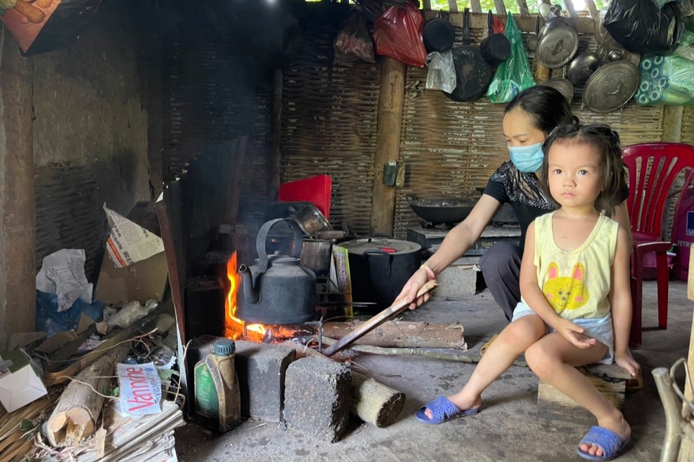 Rớt nước mắt gia cảnh người đàn ông mù chới với trong đại dịch Covid-19 - 6 Rớt nước mắt gia cảnh người đàn ông mù chới với trong đại dịch Covid-19 - 6
