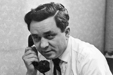 Vỏ bọc hoàn hảo giúp điệp viên Liên Xô được Nữ hoàng Anh phong tước hiệp sĩ