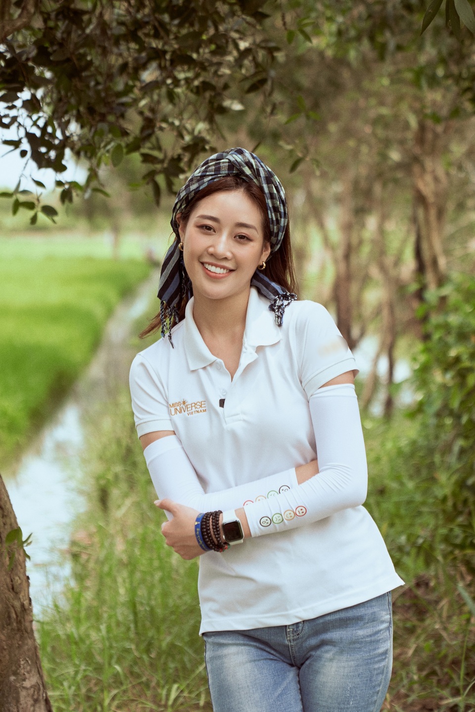Hoa hậu Khánh Vân khoe mặt mộc xinh đẹp trải nghiệm cuộc sống miền Tây - 1 Hoa hậu Khánh Vân khoe mặt mộc xinh đẹp trải nghiệm cuộc sống miền Tây - 1