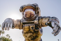 Lễ hội âm nhạc thu hút hơn 250.000 người tham gia quyết định dời lịch