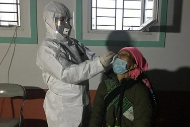 Hai cô gái là F0 bắt xe khách từ Hải Dương về Lào Cai trốn cách ly