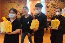 Lao động Việt tử vong tại Đài Loan: Nước mắt ngày 4 bình tro cốt hồi hương