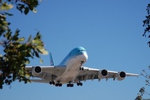 Máy bay phải hạ cánh khẩn cấp vì hành khách đòi... đi vệ sinh