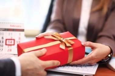 TPHCM nghiêm cấm biếu, tặng quà Tết cho lãnh đạo các cấp