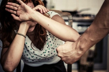 "Đào tẩu" khỏi cuộc hôn nhân địa ngục