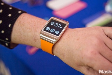 Galaxy S4 sẽ hỗ trợ đồng hồ Galaxy Gear từ tháng 10