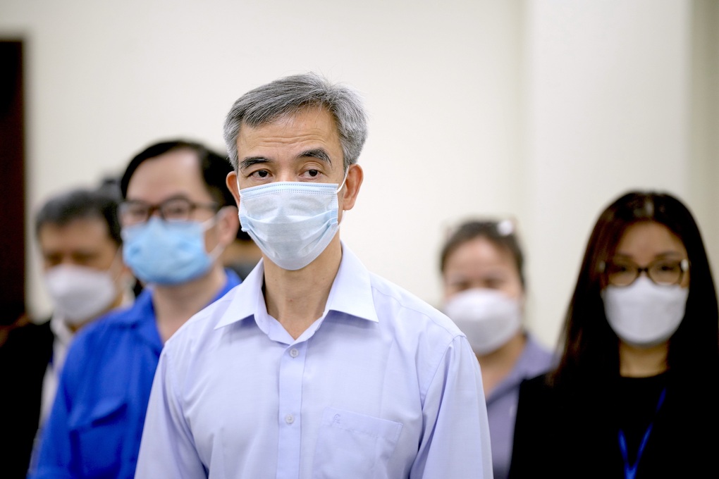 Luật sư: Cựu Giám đốc Viện Tim Hà Nội ở tình thế tiến thoái lưỡng nan - 3 Luật sư: Cựu Giám đốc Viện Tim Hà Nội ở tình thế tiến thoái lưỡng nan - 3