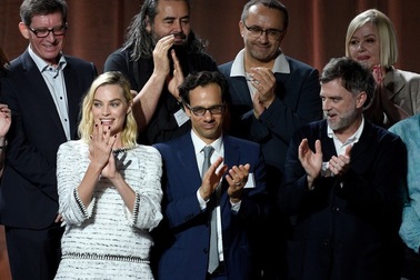 "Sao" được đề cử Oscar nhận quà gì?