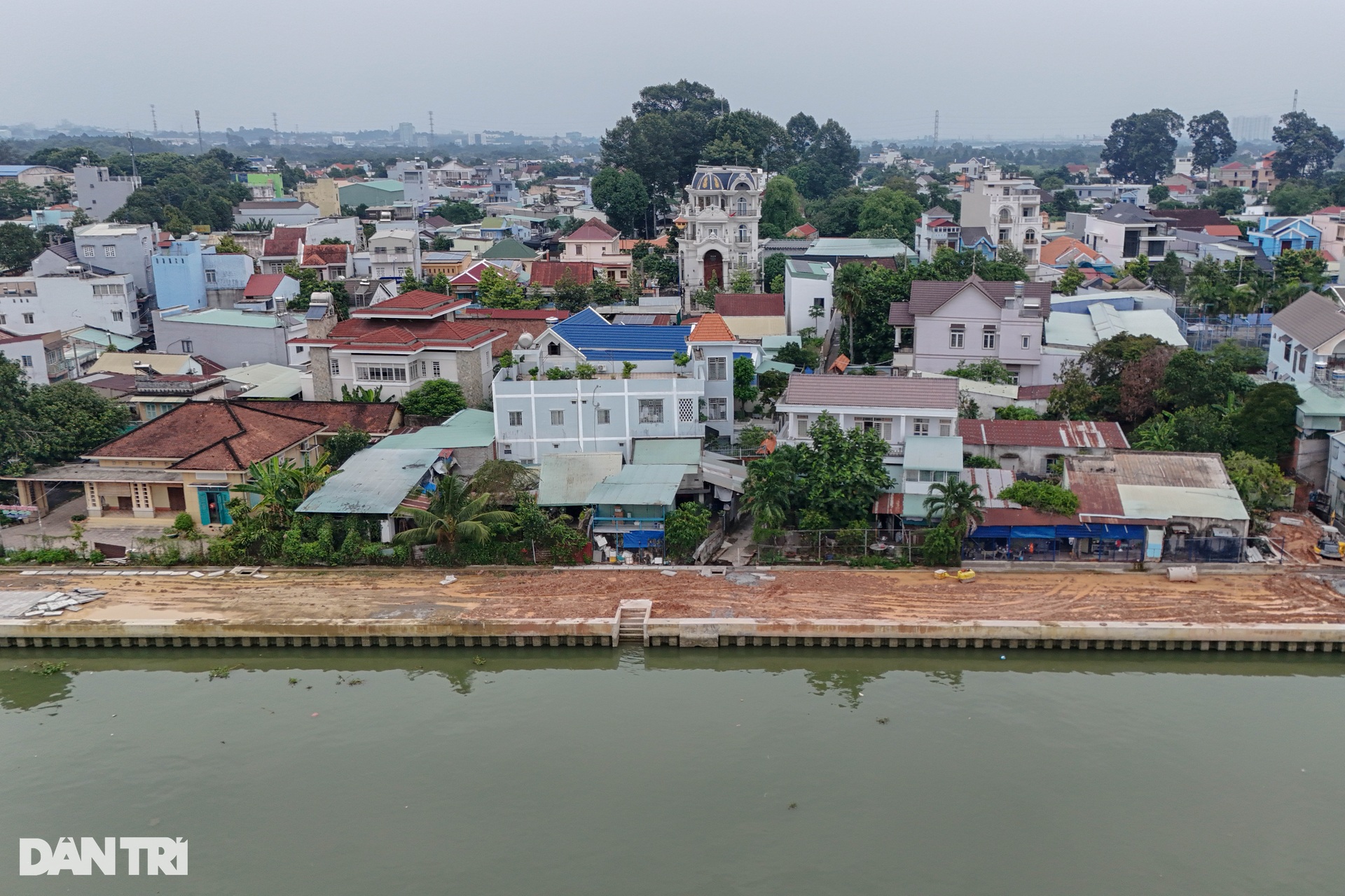 Hiện trạng các dự án kè ven sông Đồng Nai qua trung tâm TP Biên Hoà - 7 Hiện trạng các dự án kè ven sông Đồng Nai qua trung tâm TP Biên Hoà - 7