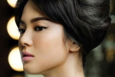 Song Hye Kyo thắng kiện vụ bị vu khống là “gái bao” 