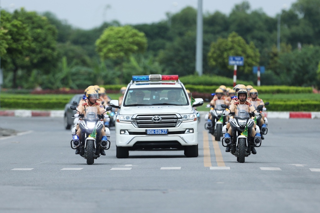Di chuyển thế nào nếu đường đi Điện Biên ùn tắc dịp kỷ niệm 7/5? - 2 Di chuyển thế nào nếu đường đi Điện Biên ùn tắc dịp kỷ niệm 7/5? - 2