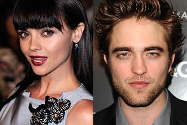“Robert Pattinson hôn rất tuyệt”