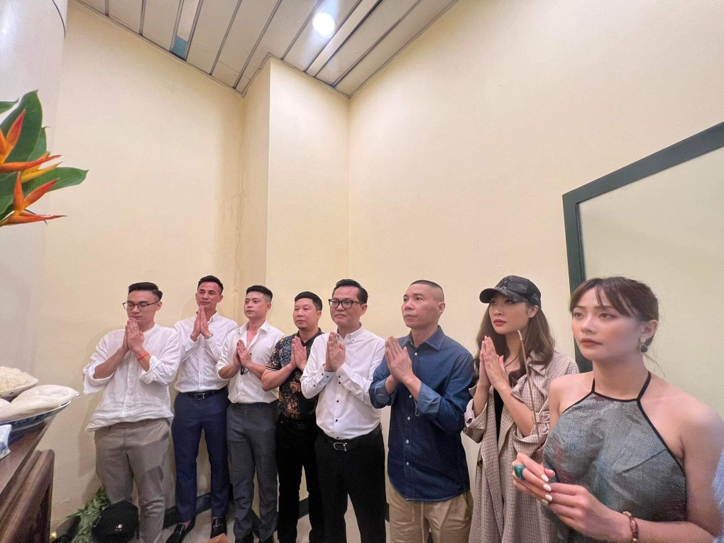 Bà xã tiết lộ con người thật của NSND Công Lý - 1 Bà xã tiết lộ con người thật của NSND Công Lý - 1