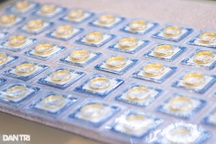 Giá vàng nhẫn tăng không ngừng, áp sát vàng miếng