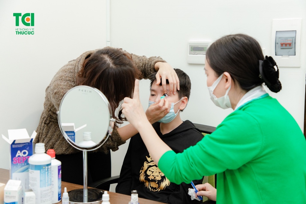 Giải pháp cho trẻ cận thị không cần đeo kính, không lo tăng độ - 2 Giải pháp cho trẻ cận thị không cần đeo kính, không lo tăng độ - 2