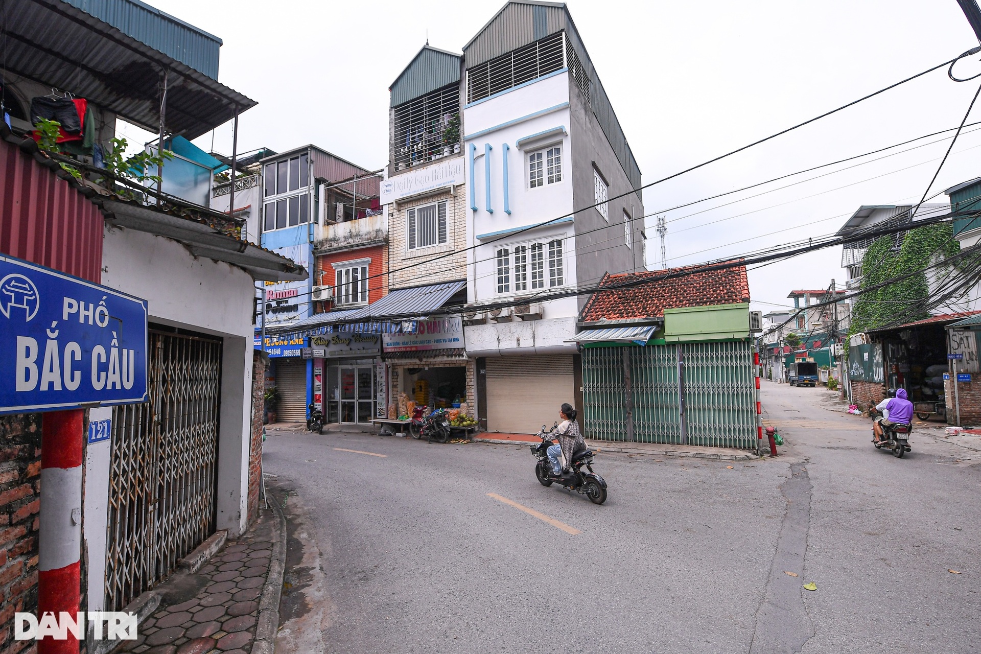 Người dân mong giữ lại khu dân cư hơn 2.000 hộ nằm giữa sông Hồng - 6 Người dân mong giữ lại khu dân cư hơn 2.000 hộ nằm giữa sông Hồng - 6