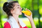 Người phụ nữ tiểu đường suýt mất mạng do thói quen uống nước ép