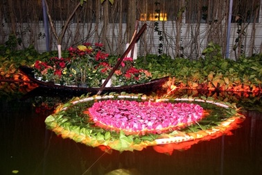 SV choáng ngợp với "phòng học tình yêu" đầu tiên ở Hà Nội