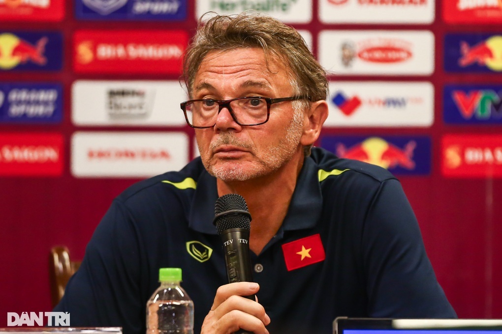 U23 Việt Nam đánh rơi chiến thắng trước U23 Singapore - 4 U23 Việt Nam đánh rơi chiến thắng trước U23 Singapore - 4