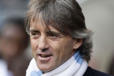 Given dính chấn thương, Mancini vẫn bình thản