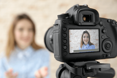 Dịch bệnh khiến doanh số máy ảnh toàn cầu giảm mức kỷ lục