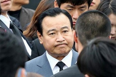 Cựu Thủ tướng Hàn Quốc hầu tòa với những cáo buộc nhận hối lộ