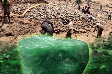 Tìm thấy khối ngọc khổng lồ trị giá… 170 triệu USD