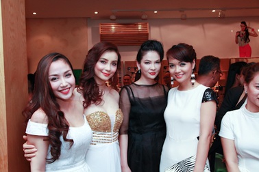 "Ốc" Thanh Vân xinh đẹp mặn mà