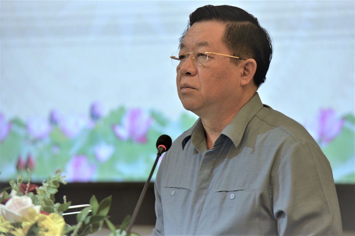Xây dựng nền báo chí chuyên nghiệp, nhân văn và hiện đại - 1 Xây dựng nền báo chí chuyên nghiệp, nhân văn và hiện đại - 1