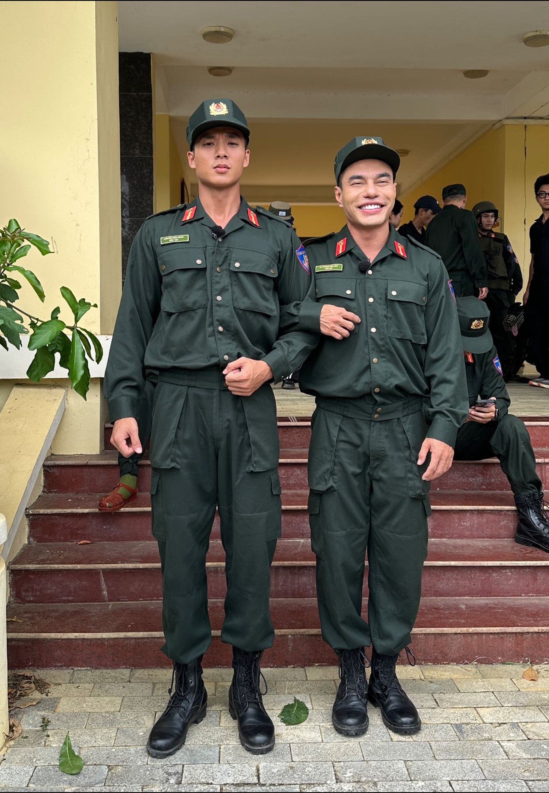 Mỹ nam cao 1,88m nổi bật trong đội hình tập luyện diễu hành là ai? - 9 Mỹ nam cao 1,88m nổi bật trong đội hình tập luyện diễu hành là ai? - 9