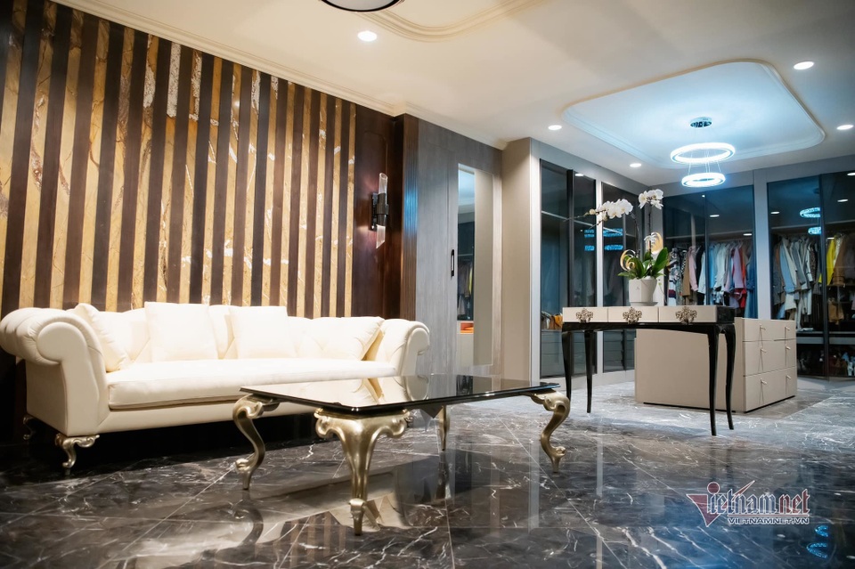 Biệt thự ven sông trị giá gần 60 tỷ đồng của diễn viên Lã Thanh Huyền - 13 Biệt thự ven sông trị giá gần 60 tỷ đồng của diễn viên Lã Thanh Huyền - 13