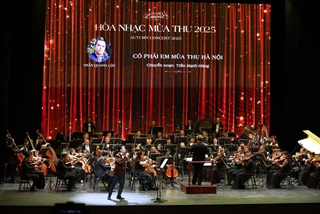 Diva Mỹ Linh gây sốt khi hát bản nhạc mùa thu bất hủ sau 31 năm - 1 Diva Mỹ Linh gây sốt khi hát bản nhạc mùa thu bất hủ sau 31 năm - 1