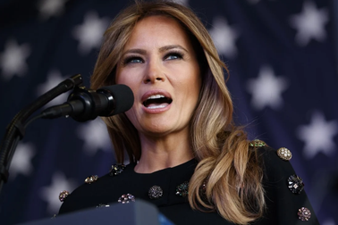 Bà Melania Trump lần đầu lên tiếng vụ bạo động ở quốc hội Mỹ